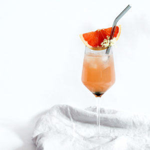 Grapefruit Holunder Gin Tonic / Sour